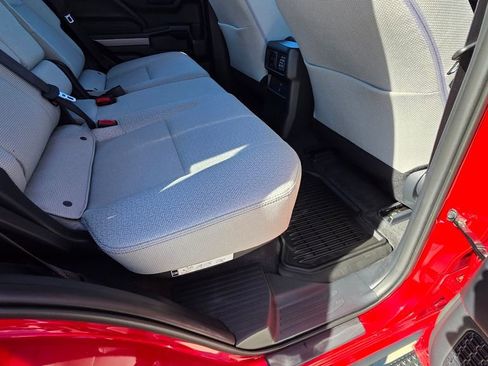 Used 2025 Toyota 4Runner SR5 image 17