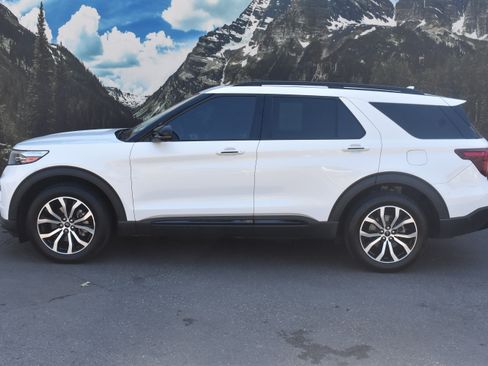 Used 2021 Ford Explorer ST w/ Equipment Group 401A AWD/4WD image 7