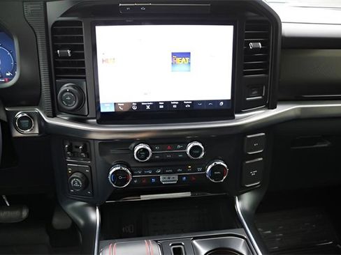 Used 2025 Ford F150 Raptor image 19