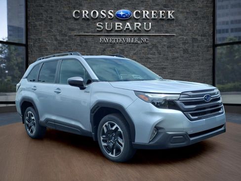 New 2026 Subaru Forester Premium AWD/4WD image 1