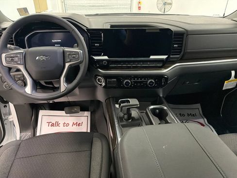 New 2026 Chevrolet Silverado 1500 RST AWD/4WD image 13