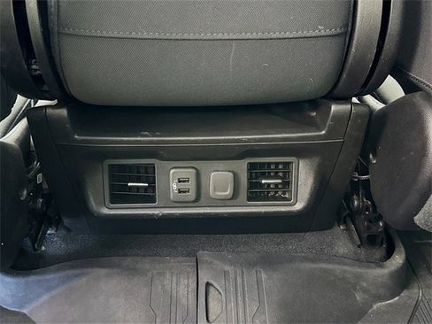 Used 2019 GMC Sierra 1500 SLE w/ SLE Value Package image 25