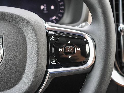 New 2027 Volvo XC90 B6 Plus AWD/4WD image 28