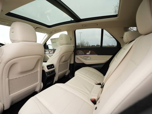 New 2026 Mercedes-Benz GLE 350 4MATIC image 42