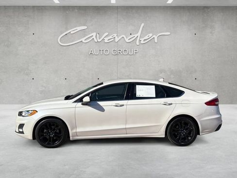 Used 2020 Ford Fusion SE w/ Equipment Group 151A image 13