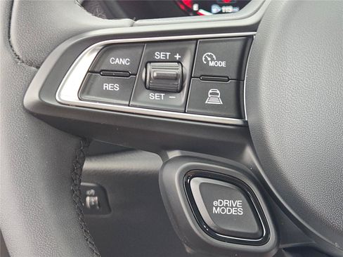 Certified 2024 Dodge Hornet R/T Plus AWD/4WD image 32