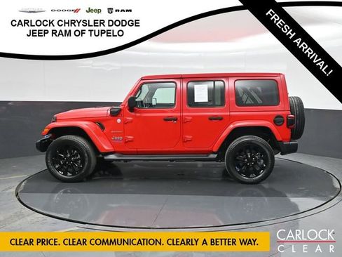 Used 2022 Jeep Wrangler Sahara image 9
