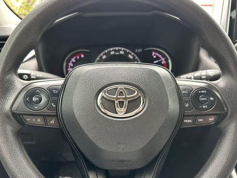 Certified 2024 Toyota RAV4 XLE FWD image 25