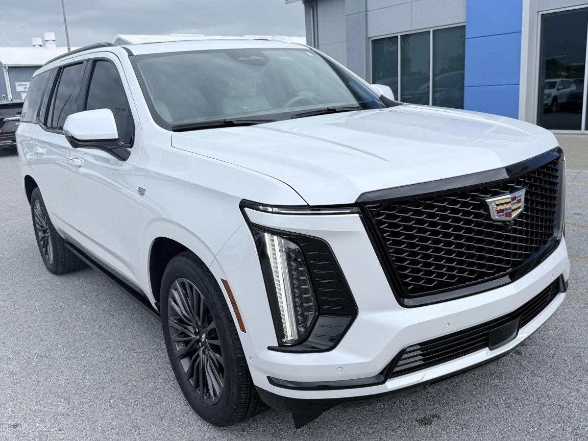 Used 2025 Cadillac Escalade Sport Platinum AWD/4WD image 2