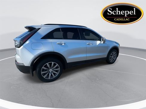 Used 2019 Cadillac XT4 Sport w/ Cold Weather Package image 8