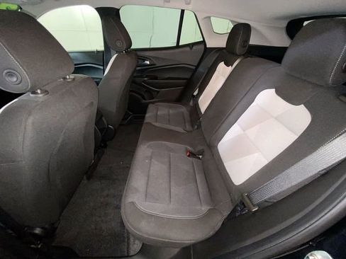 Used 2024 Chevrolet Trax LS FWD image 13