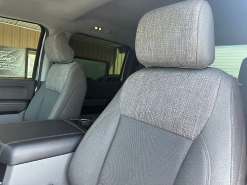 Used 2024 Ford F250 XLT w/ XLT Premium Package AWD/4WD image 11
