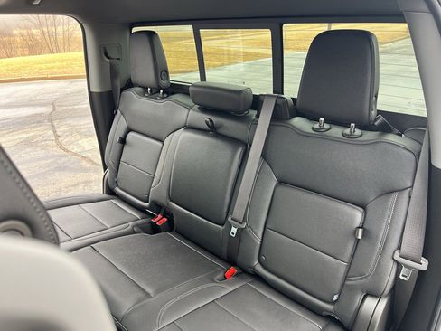 Used 2024 Chevrolet Silverado 1500 RST w/ Convenience Package II image 39