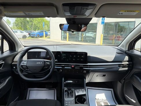 New 2026 Kia Sportage LX AWD/4WD image 22