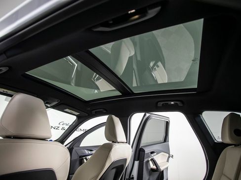 Used 2023 BMW X1 xDrive28i w/ Convenience Package AWD/4WD image 22