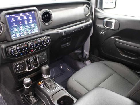 Used 2023 Jeep Wrangler Unlimited w/ Sun & Screen Package AWD/4WD image 23