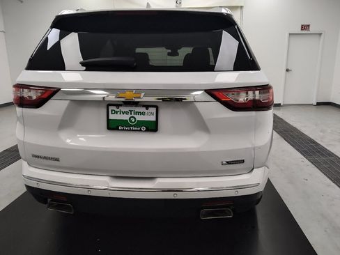 Used 2018 Chevrolet Traverse Premier w/ Driver Confidence II Package FWD image 7