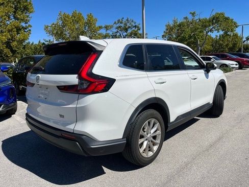 Used 2023 Honda CR-V EX image 3