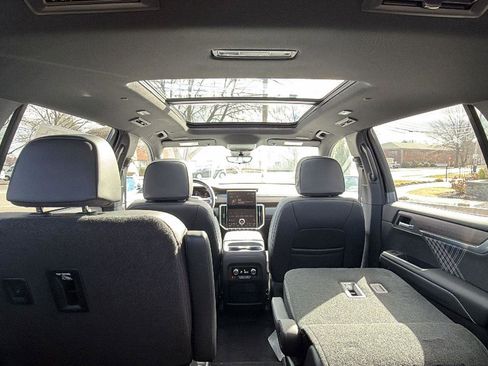 New 2026 GMC Acadia Denali w/ Super Cruise Package image 39