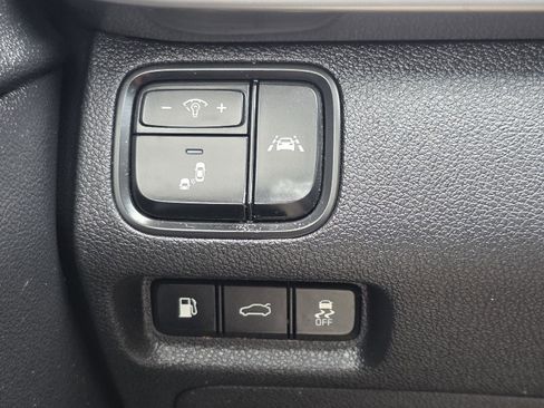 Used 2020 Kia Optima LX FWD image 11