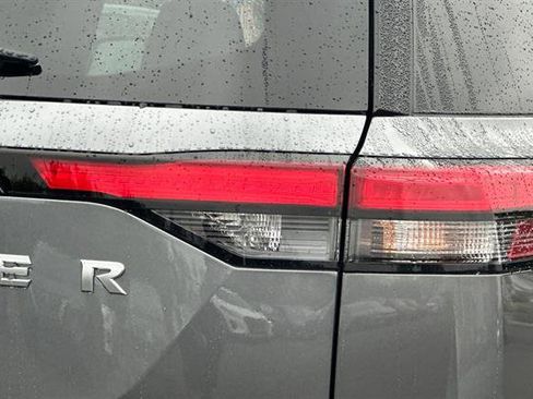 New 2025 Nissan Pathfinder SV w/ Cargo Package image 32