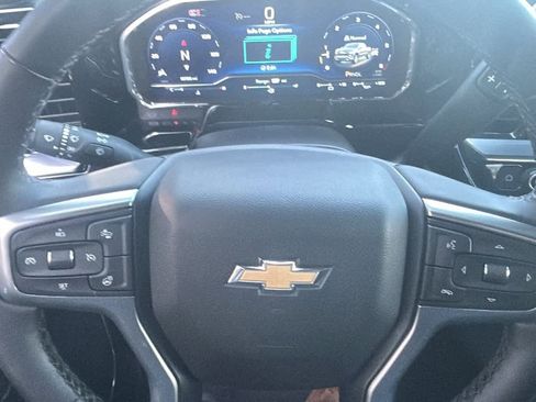 Used 2024 Chevrolet Silverado 1500 LT image 17
