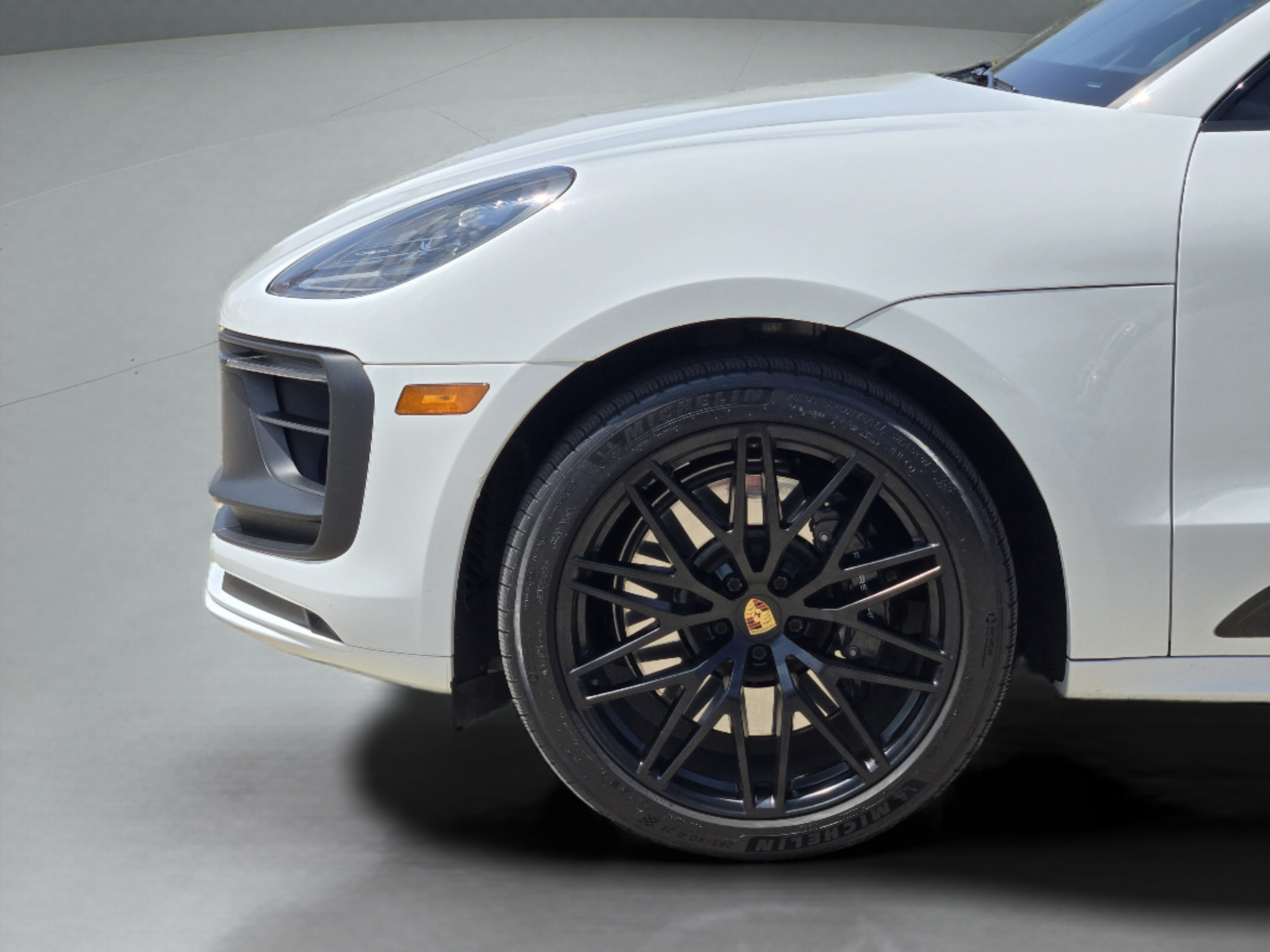 Used 2022 Porsche Macan GTS AWD/4WD image 34