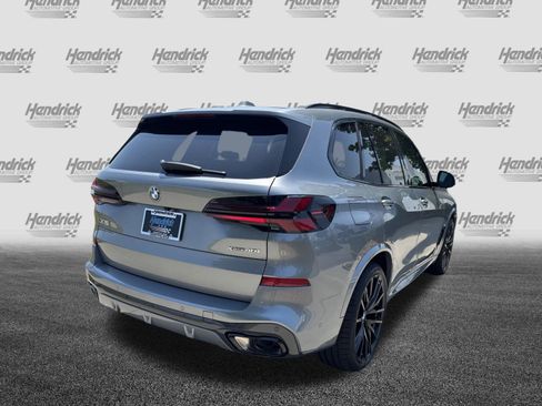 New 2026 BMW X5 xDrive40i w/ M Sport Package AWD/4WD image 11