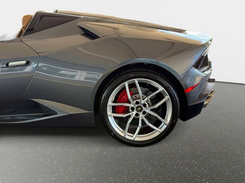 Used 2018 Lamborghini Huracan LP 580-2 image 17