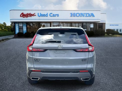 Used 2026 Honda CR-V Sport Touring image 4