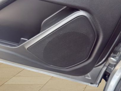 Used 2020 Ford Explorer XLT w/ Equipment Group 202A