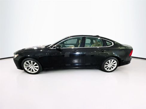 Used 2017 Volvo S90 T6 Momentum w/ Vision Package AWD/4WD image 2