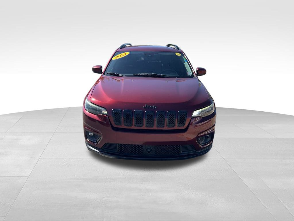 Used 2021 Jeep Cherokee Latitude Plus AWD/4WD image 10