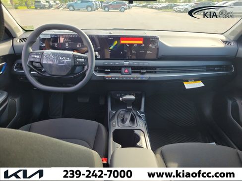 New 2026 Kia K4 FWD image 16