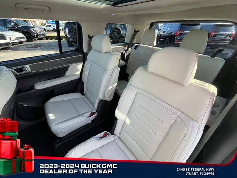 Used 2025 Hyundai Santa Fe Calligraphy image 28