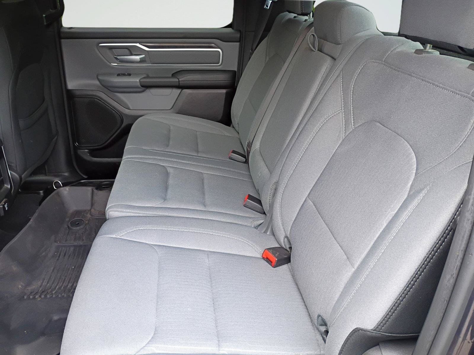 Used 2021 RAM 1500 Big Horn AWD/4WD image 18