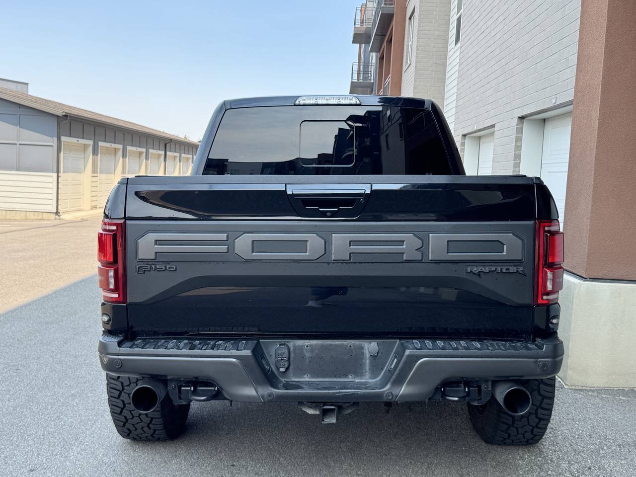 Used 2020 Ford F150 Raptor w/ Equipment Group 802A Luxury AWD/4WD image 4