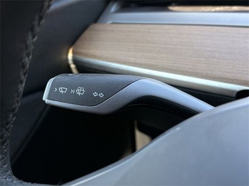 Used 2021 Tesla Model Y Performance image 21