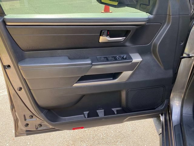 Used 2022 Toyota Tundra SR5 w/ SR5 Premium Package RWD image 12