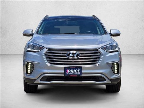 Used 2018 Hyundai Santa Fe Limited FWD image 2