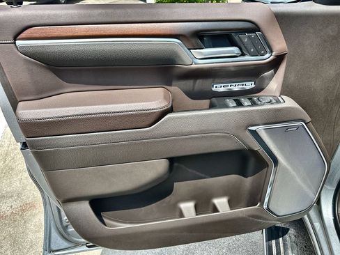 New 2026 GMC Sierra 1500 Denali w/ Denali Reserve Package AWD/4WD image 21