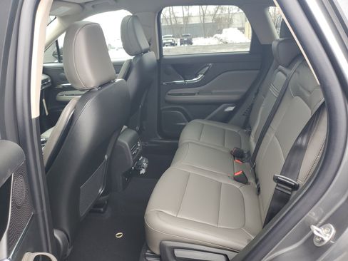 New 2026 Lincoln Corsair Premiere image 25