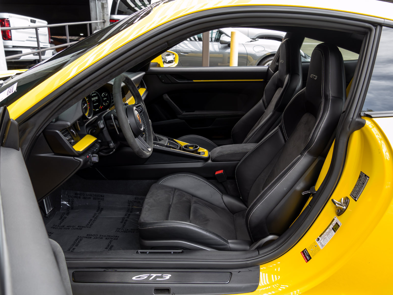 Used 2022 Porsche 911 GT3 RWD image 32