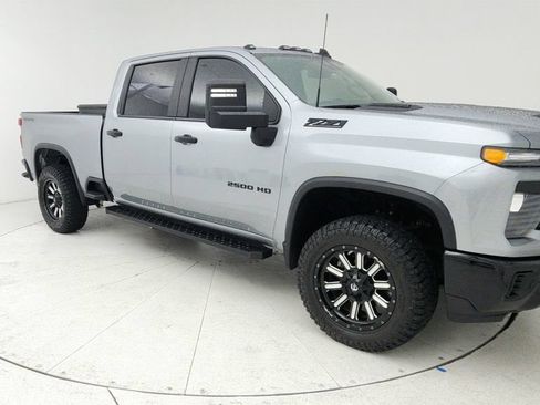 Used 2026 Chevrolet Silverado 2500 Custom w/ Custom Value Package AWD/4WD image 1