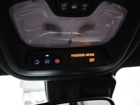 Used 2021 Chevrolet TrailBlazer RS w/ Sun and Liftgate Package FWD image 32