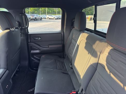 Used 2023 Nissan Frontier PRO-4X w/ Technology Package AWD/4WD image 33