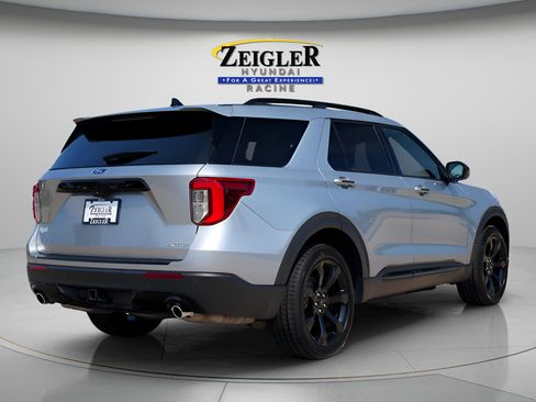 Used 2024 Ford Explorer ST-Line w/ Class IV Trailer Tow Package AWD/4WD image 7