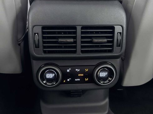 New 2026 Land Rover Range Rover Velar Dynamic SE image 22