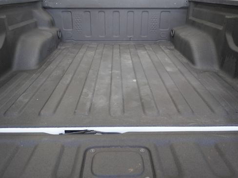Used 2023 Jeep Gladiator Overland AWD/4WD image 22
