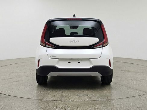 Used 2025 Kia Soul LX w/ LX Technology Package image 7